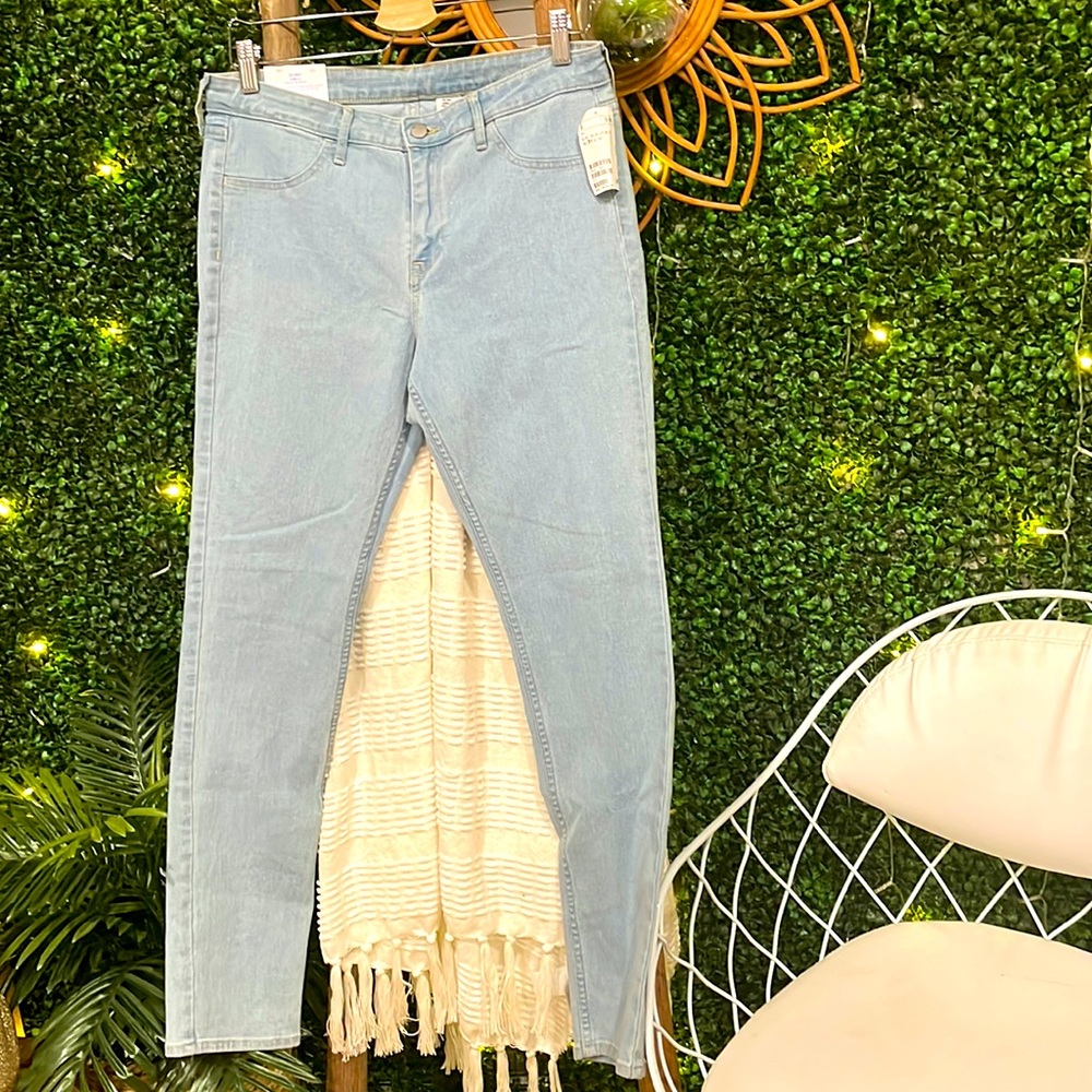 H&M Skinny Ankle Jeans - Light Wash